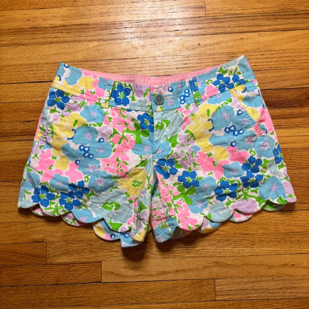 Lilly Pulitzer Buttercup Floral Scallop Hem Shorts Blue Pink Yellow Size 0